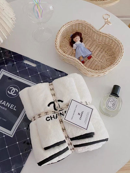 Towel + Bath Towel Two-Piece Set W220