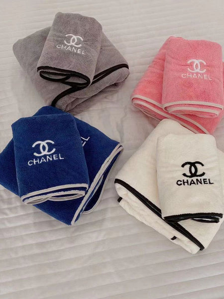 Towel + Bath Towel Two-Piece Set W220