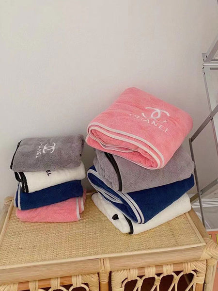 Towel + Bath Towel Two-Piece Set W220