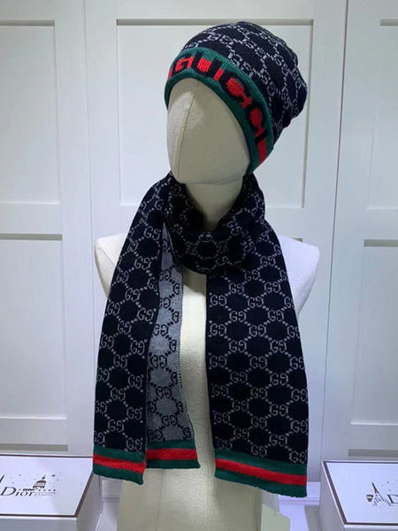 Women Hat + Scarf Two-Piece W135