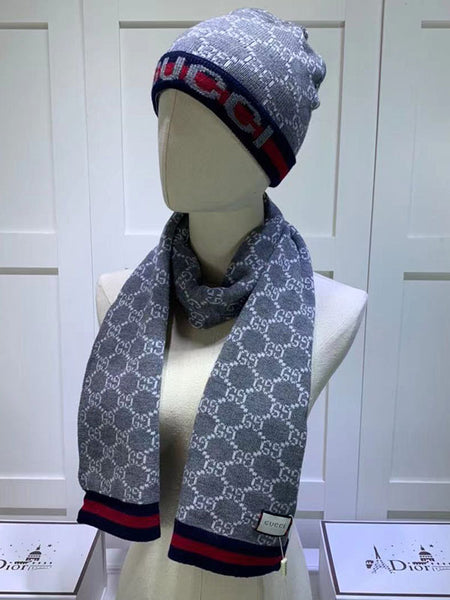 Women Hat + Scarf Two-Piece W135