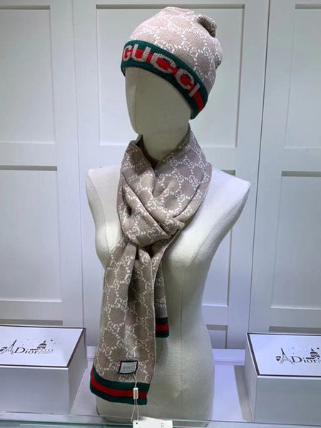 Women Hat + Scarf Two-Piece W135