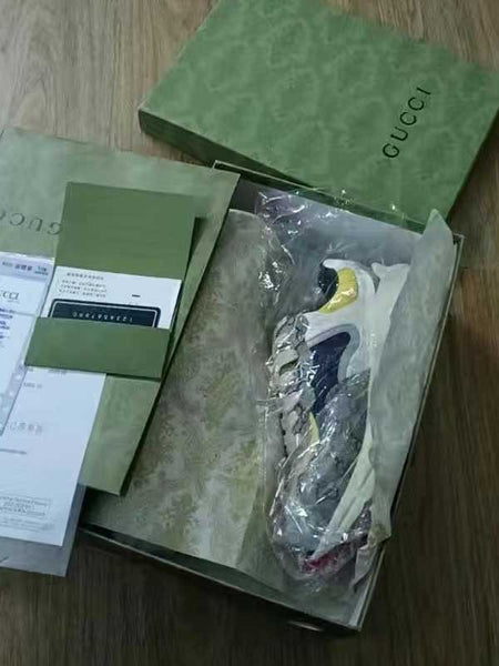 Shoes  Sneakers With Box W573